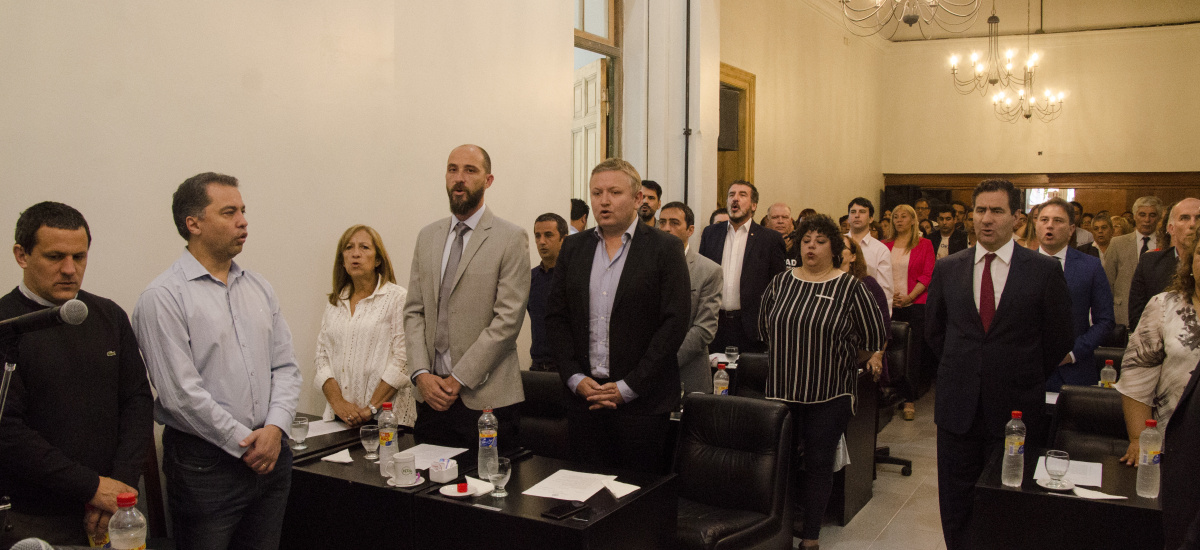 JURARON LOS CONCEJALES ELECTOS