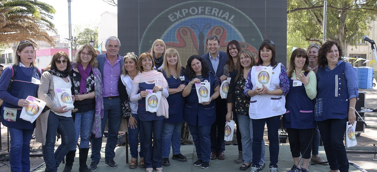 Cascallares junto a las escuelas especiales y talleres protegidos de Brown