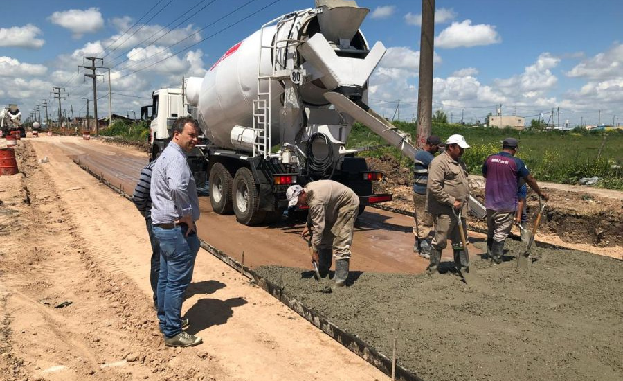 El municipio de Brown asfalta arterias que comunican estaciones de Longchamps, Burzaco, Calzada y Claypole