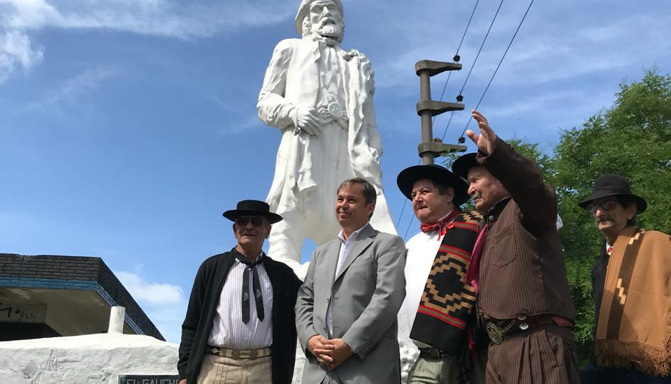 Cascallares participó de homenaje al gaucho en Burzaco