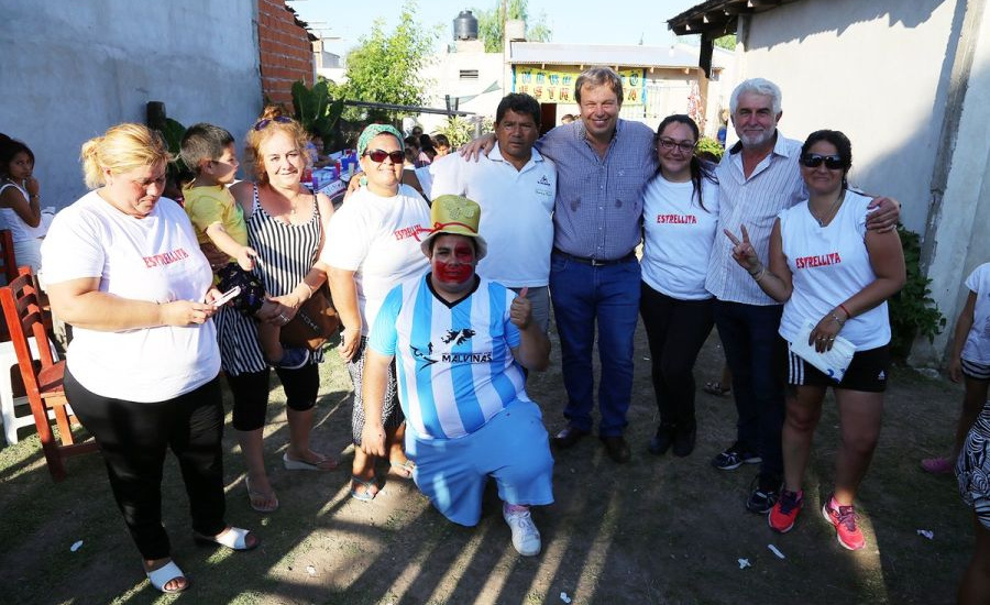 Cascallares recorrió instituciones y merenderos de Alte Brown