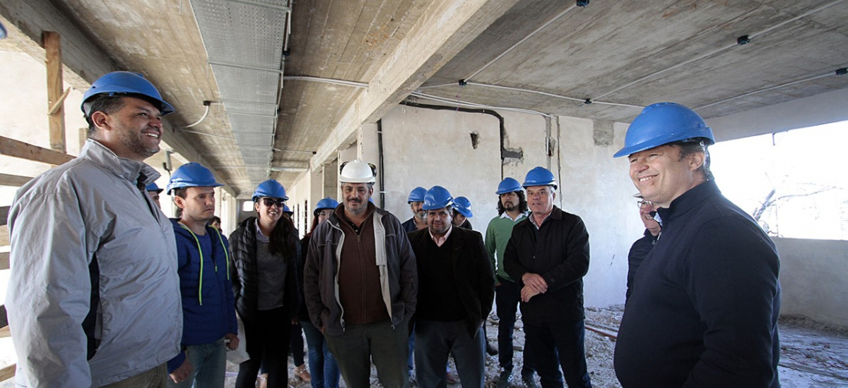 Cascallares recorrió con gremios docentes la obra municipal del Instituto de Formación Docente Nº41