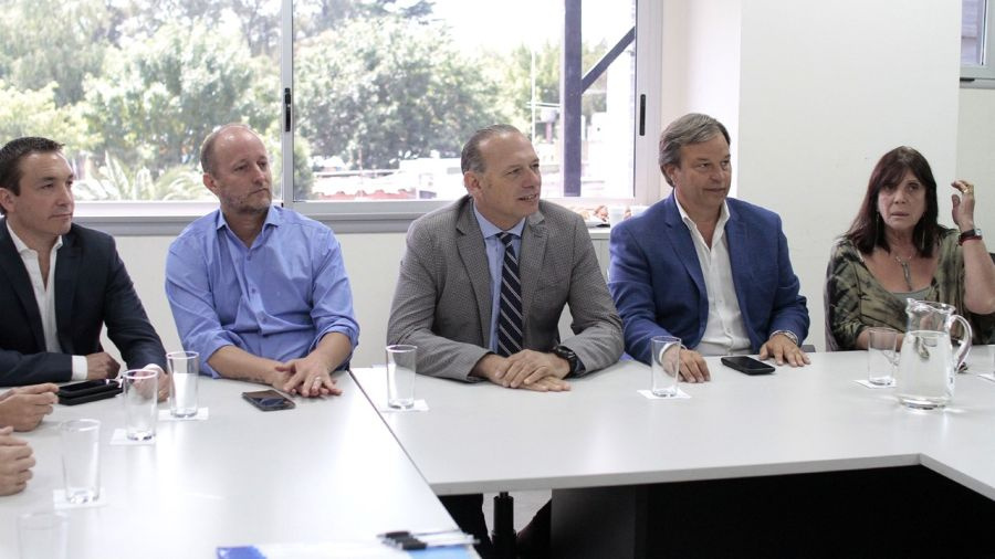 Cascallares encabezó encuentro sobre seguridad con Sergio Berni y 12 intendentes en el COM de Alte Brown