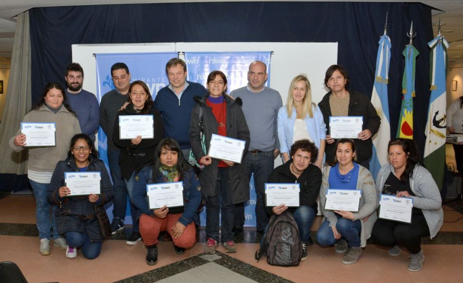 Se entregaron certificados a trabajadores de comedores comunitarios y escolares