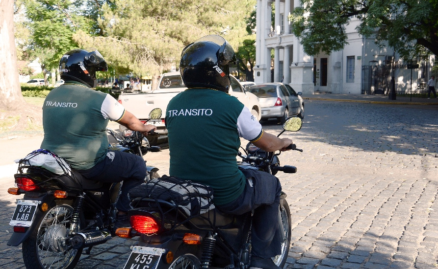 Almirante Brown fortalece el cuerpo de inspectores de Tránsito