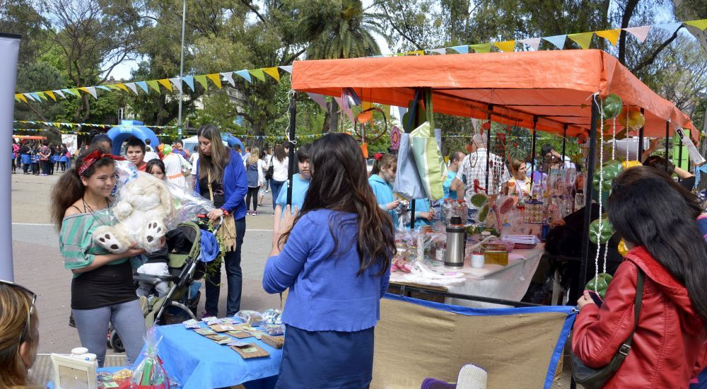 Exitosa Expoferial de escuelas especiales y talleres protegidos en Brown