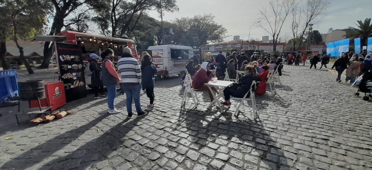 Fin se semana con food trucks, muestra de cómics y jornada de freestyle en Brown