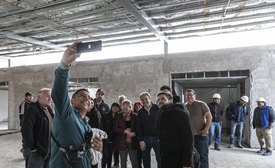 Cascallares y Fabiani recorrieron las obras del nuevo jardín de infantes en Barrio Lindo